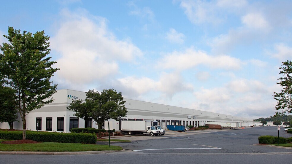2700 N Hutchison-McDonald, Charlotte, NC à louer - Photo du bâtiment - Image 2 de 10