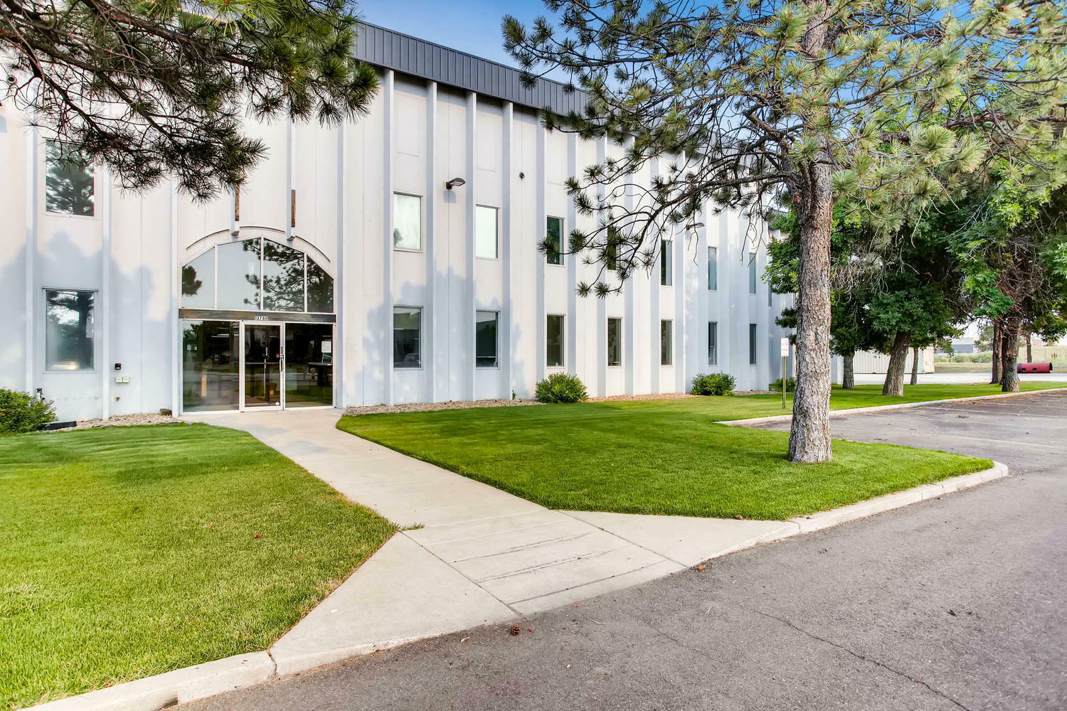 13760 E Arapahoe Rd, Englewood, CO for lease Interior Photo- Image 1 of 17