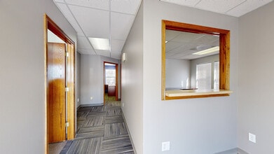 231-235 SW Noel St, Lee's Summit, MO for lease Matterport 3D Scan- Image 1 of 9