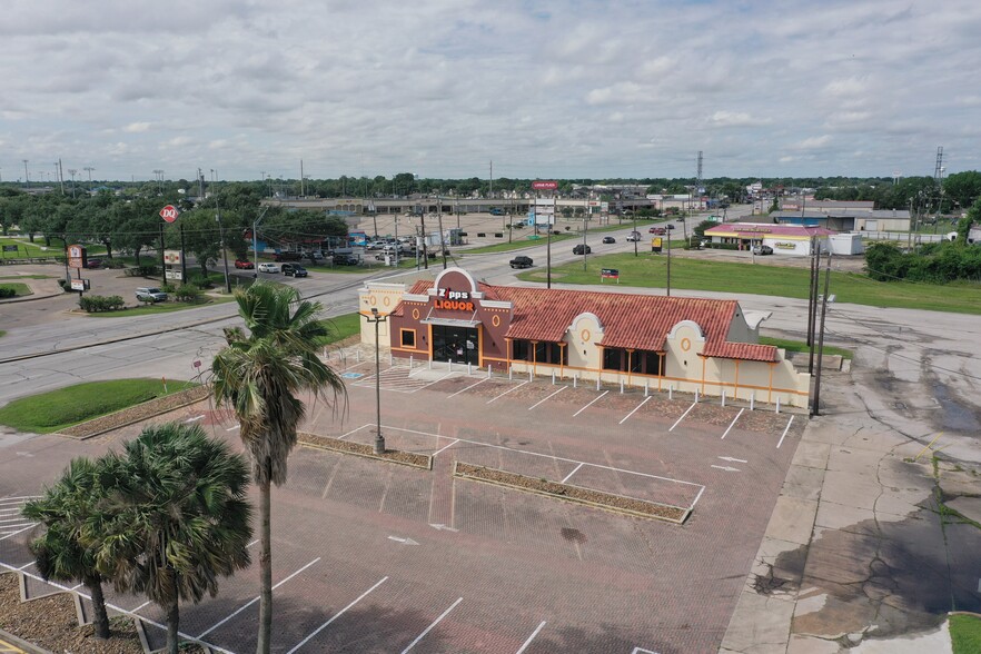 4511 Avenue H, Rosenberg, TX for sale - Building Photo - Image 2 of 3