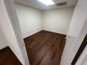 145 Madeira Ave, Coral Gables, FL for lease Interior Photo- Image 2 of 7