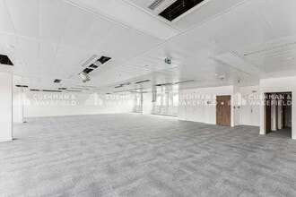 64-70 Rue Du Ranelagh, Paris for lease Building Photo- Image 2 of 5