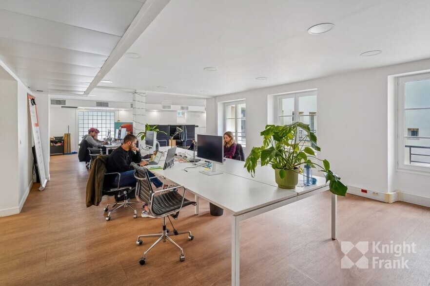 20 Rue Saint-Georges, Paris à louer - Photo intérieure - Image 2 de 9