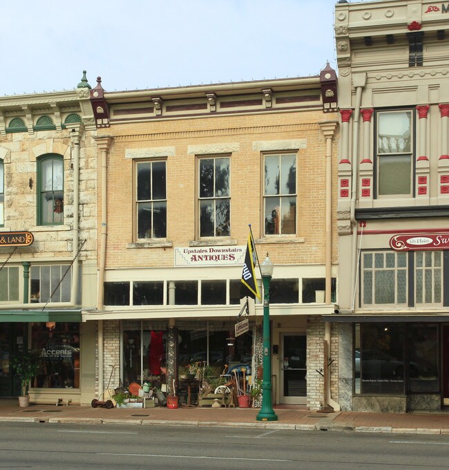 Plus de détails pour 712 S Austin Ave, Georgetown, TX - Commerce de détail à vendre