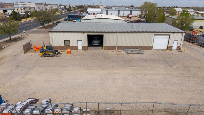 3026 1st Ave, Greeley, CO à vendre - Photo du bâtiment - Image 3 de 46