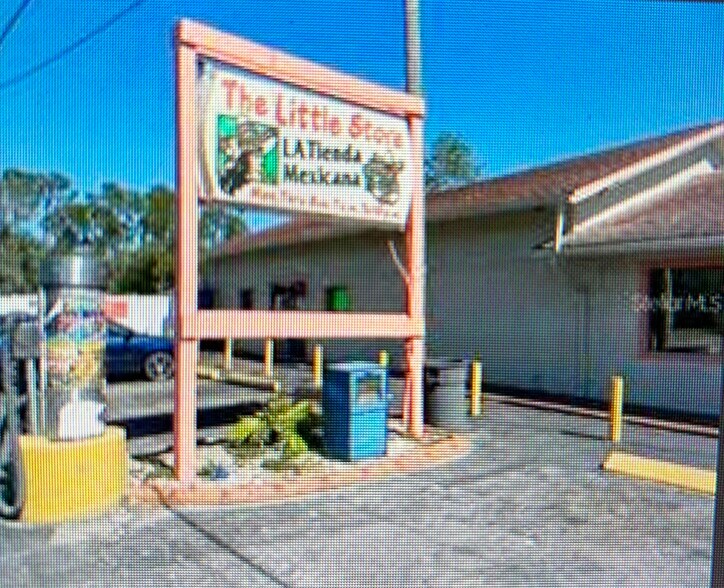 18130 S US Highway 301, Wimauma, FL à vendre - Photo du bâtiment - Image 2 de 20