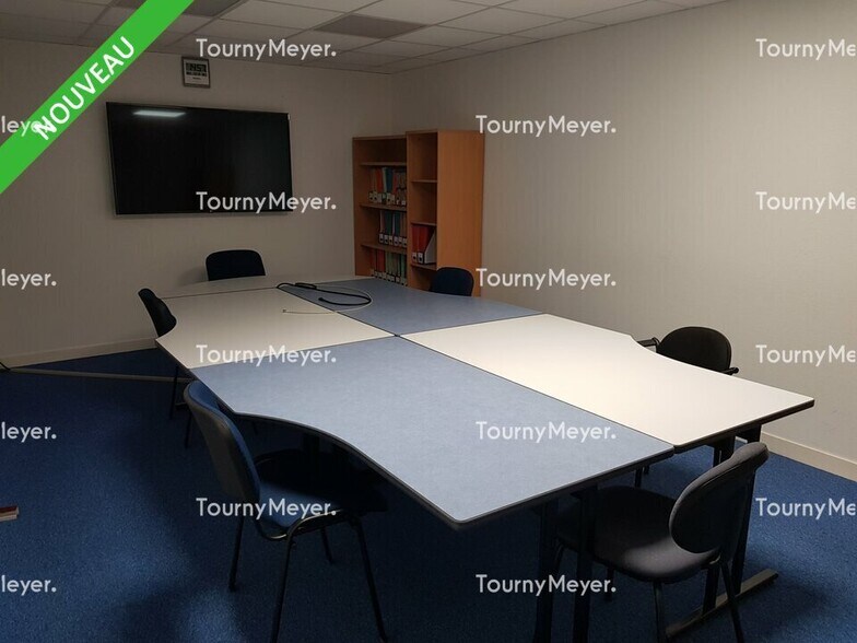 Office in Rennes for lease - Interior Photo - Image 3 of 5