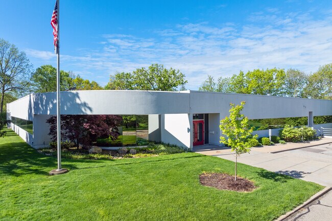 Plus de détails pour 600 Plastics Pl, Kalamazoo, MI - Coworking à louer