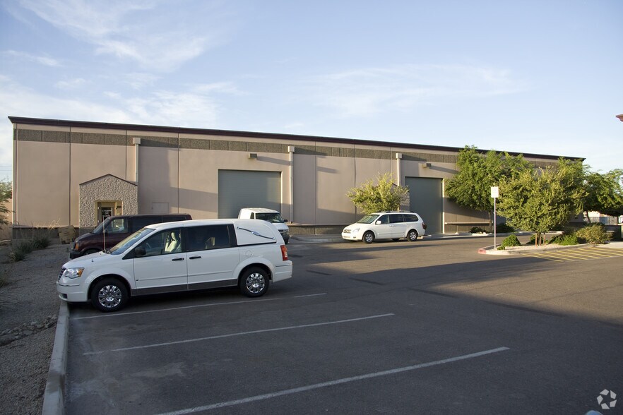 1110 S Horne, Mesa, AZ à vendre - Photo du bâtiment - Image 3 de 13