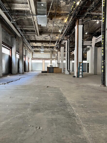 601 S Broadway, Los Angeles, CA à louer - Photo intérieure - Image 3 de 16