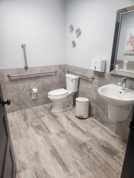 634 N Main St, Pleasantville, NJ à vendre - Photo du bâtiment - Image 2 de 16