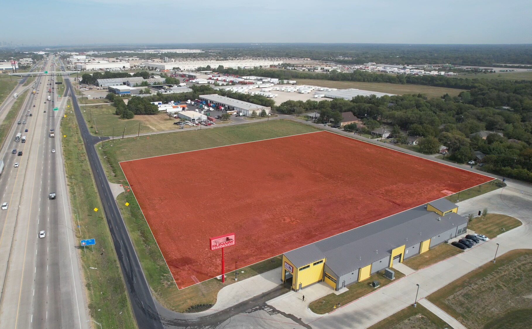 2000 I-45, Hutchins, TX à vendre Photo du bâtiment- Image 1 de 5