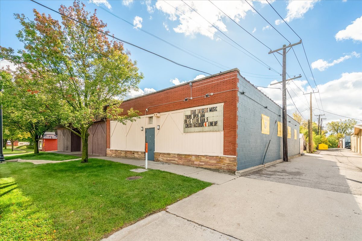 23925 Goddard Rd, Taylor, MI à vendre Photo du bâtiment- Image 1 de 22