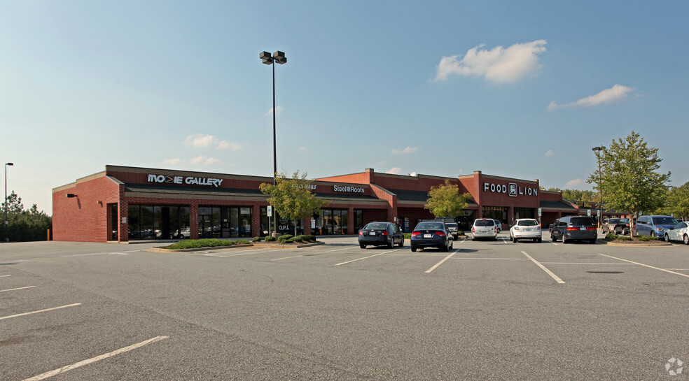 1410-1450 River Ridge Dr, Clemmons, NC for lease - Building Photo - Image 2 of 15