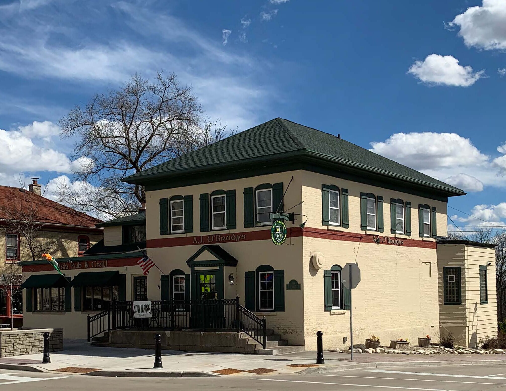 N88W16495 Main St, Menomonee Falls, WI for sale Building Photo- Image 1 of 7