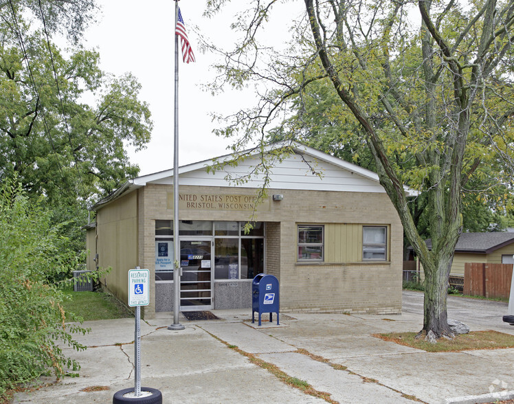 8225 199th Ave, Bristol, WI for sale - Primary Photo - Image 1 of 1