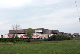 Plus de détails pour 190 Goodrich Dr, Kitchener, ON - Industriel à vendre