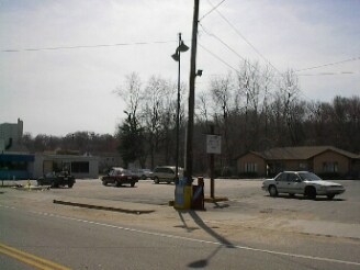 925 Main St, West Warwick, RI à vendre - Photo principale - Image 1 de 1