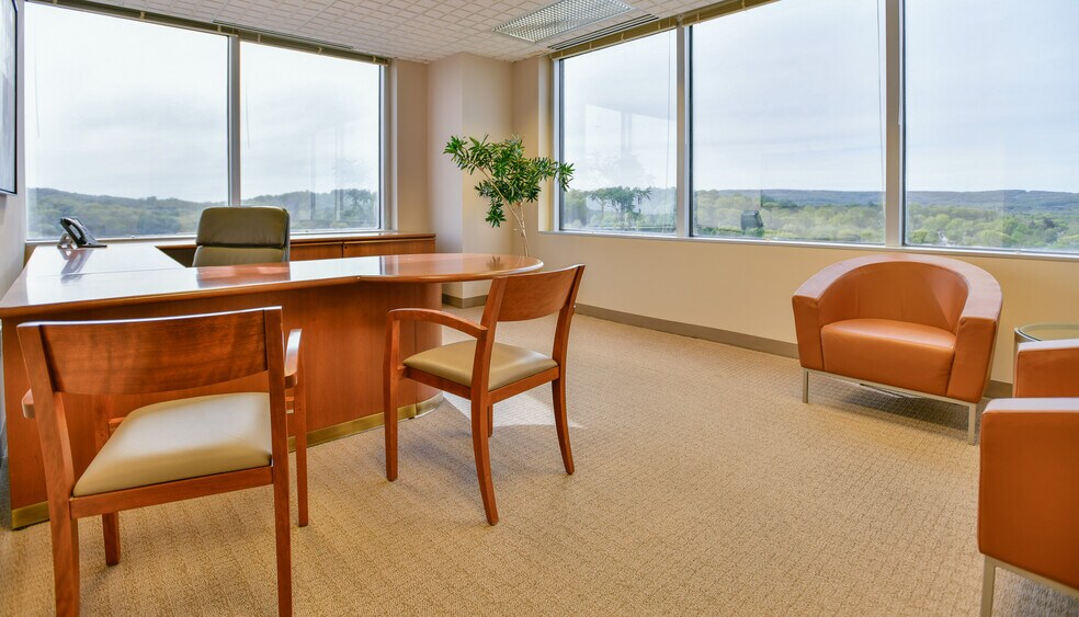 89 Headquarters Plz, Morristown, NJ à louer - Photo intérieure - Image 1 de 10