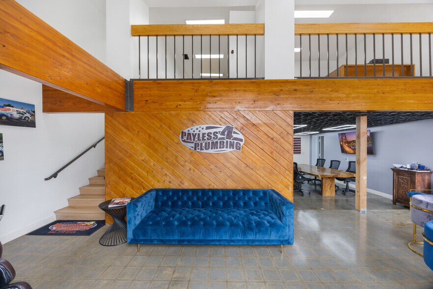 14128 Paramount Blvd, Paramount, CA à vendre - Photo du bâtiment - Image 3 de 33