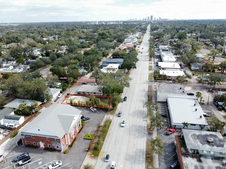 4615 Central Ave, Saint Petersburg, FL for sale - Aerial - Image 2 of 4