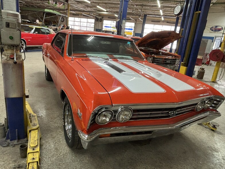 17399 Broadway Ave, Maple Heights, OH for sale - Building Photo - Image 3 of 21