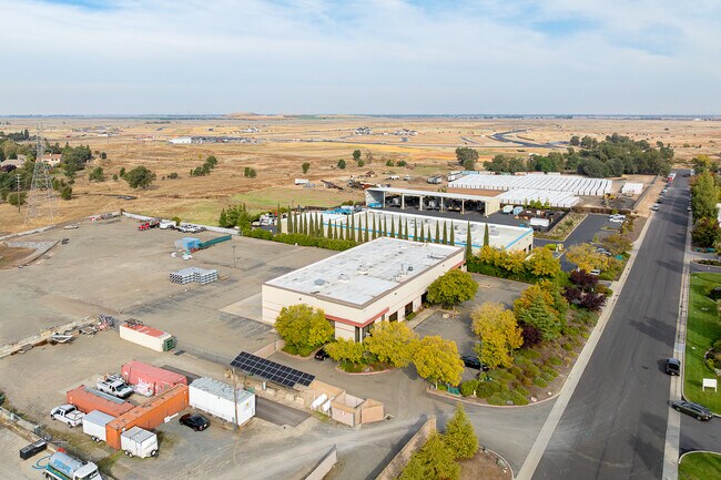 Plus de détails pour 4220 Duluth Ave, Rocklin, CA - Industriel à louer