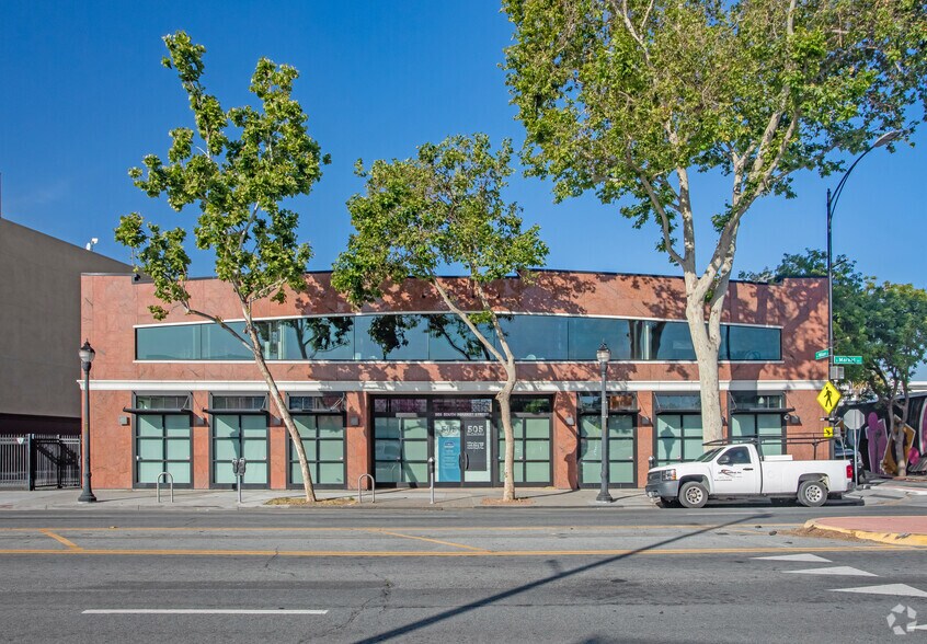 505 S Market St, San Jose, CA à louer - Photo du bâtiment - Image 2 de 30