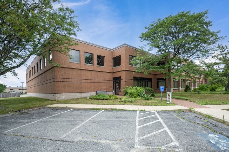 225 Beal St, Hingham, MA for sale - Building Photo - Image 3 of 6