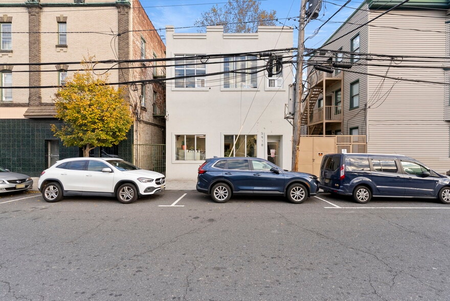 5910 Palisade Ave, West New York, NJ à vendre - Photo principale - Image 1 de 21