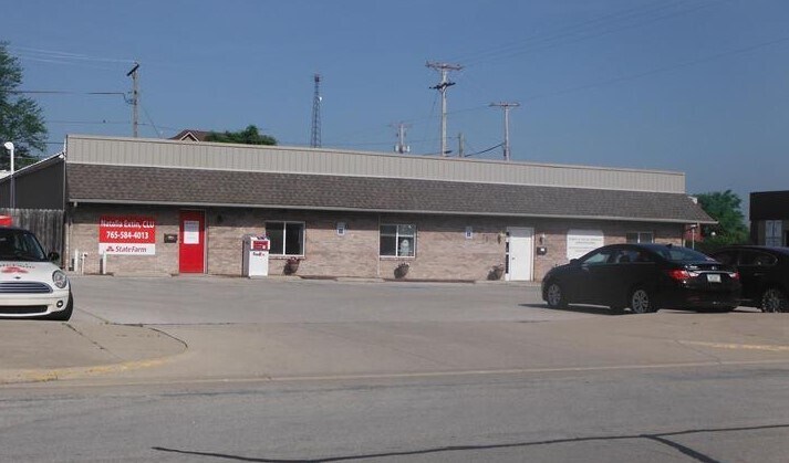 221 N Main St, Winchester, IN à louer - Photo du bâtiment - Image 2 de 3