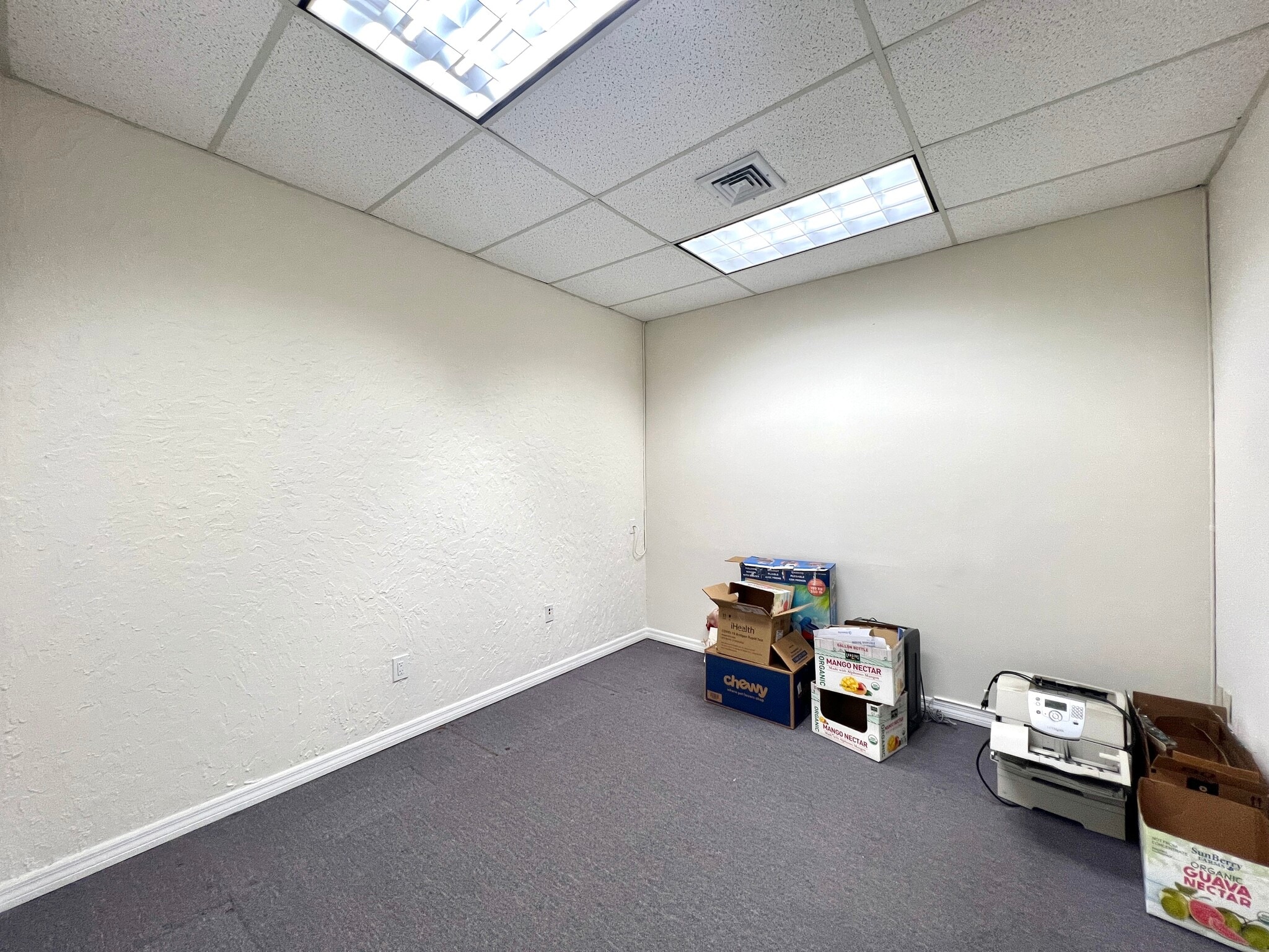 2625 Ponce de Leon Blvd, Coral Gables, FL for lease Interior Photo- Image 1 of 5