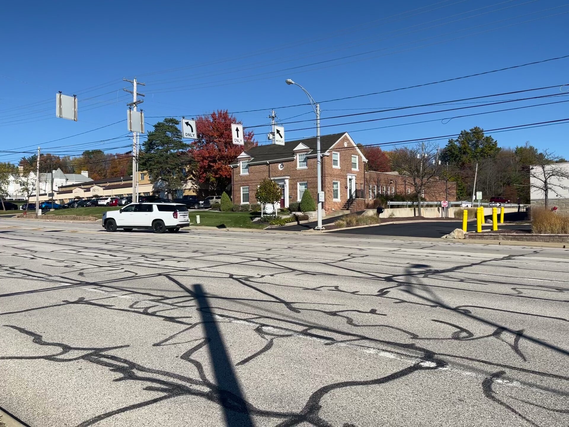 47 N Cleveland Massillon Rd, Akron, OH à louer Photo du bâtiment- Image 1 de 9