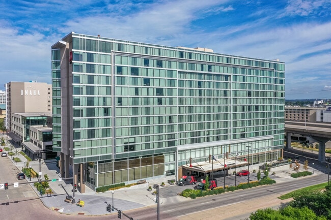 Plus de détails pour 1101 Davenport St, Omaha, NE - Commerce de détail à louer