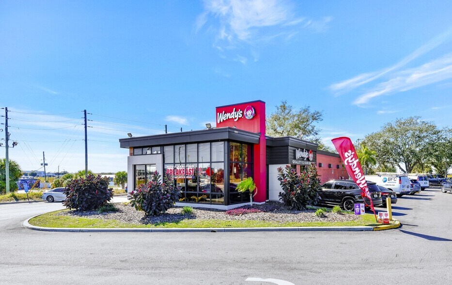 44304 Highway 27, Davenport, FL à louer - Photo du bâtiment - Image 1 de 5