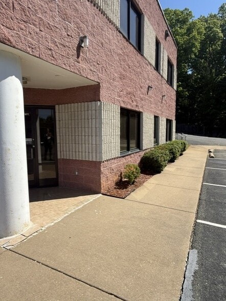 2712 Richmond Hwy, Stafford, VA for lease - Building Photo - Image 3 of 10