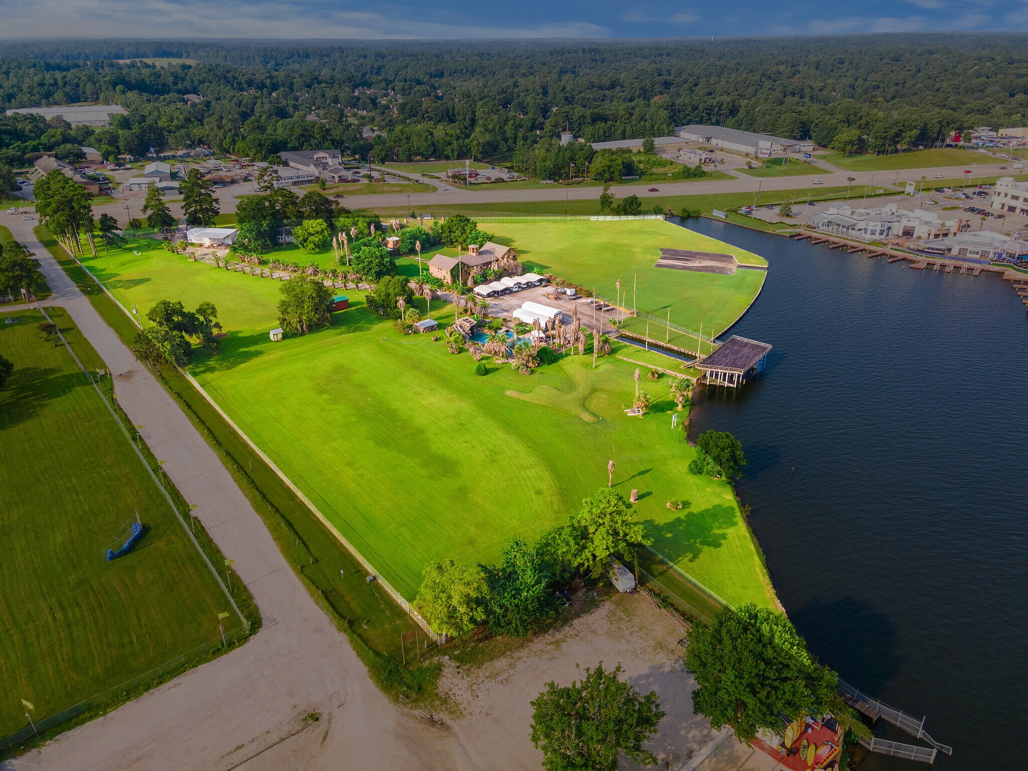 14982 Highway 105 W, Montgomery, TX à vendre Photo principale- Image 1 de 5