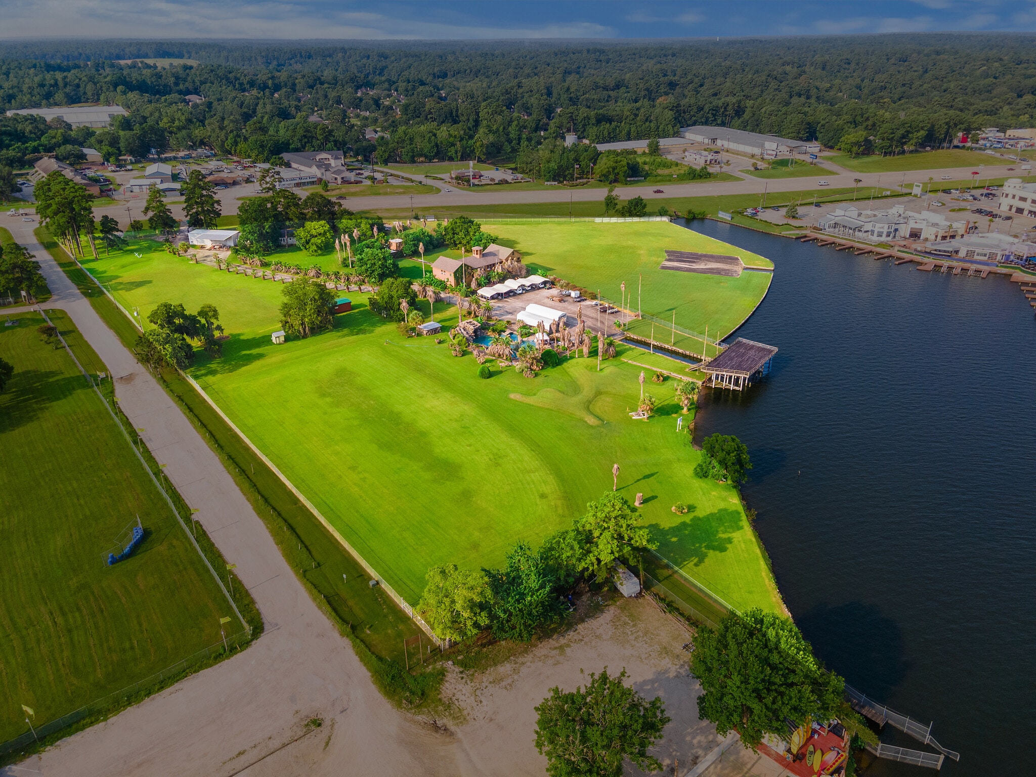 14982 Highway 105 W, Montgomery, TX for sale Primary Photo- Image 1 of 5