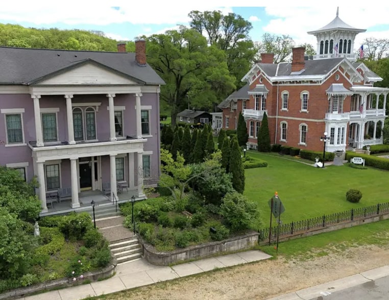 1004 Park Ave, Galena, IL for sale - Primary Photo - Image 3 of 50