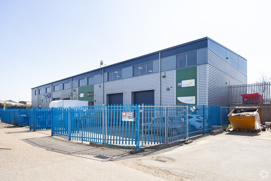 Maidstone Rd, Rochester for lease - Primary Photo - Image 1 of 3