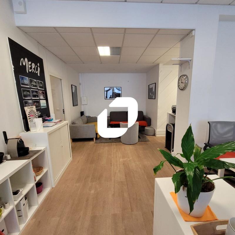 Bureau dans Boulogne-Billancourt à louer Photo intérieure- Image 1 de 8