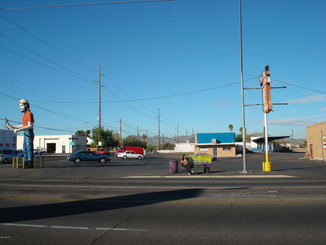 2821-2831 Stone Ave, Tucson, AZ à vendre - Photo du bâtiment - Image 3 de 6