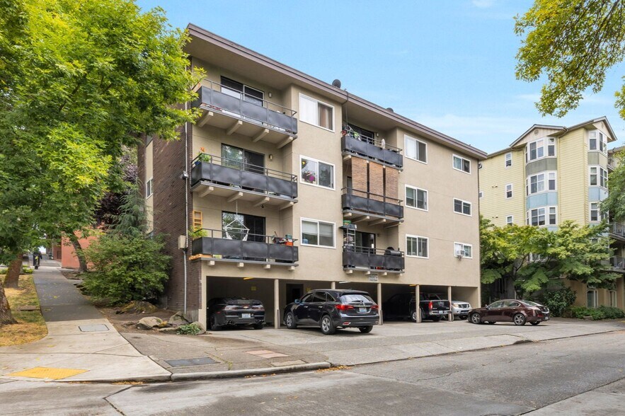 2201 S Main St, Seattle, WA à vendre - Photo du bâtiment - Image 1 de 13
