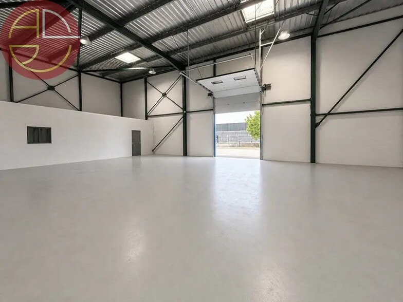 Industrial in Plaisance-du-Touch for lease - Interior Photo - Image 1 of 5