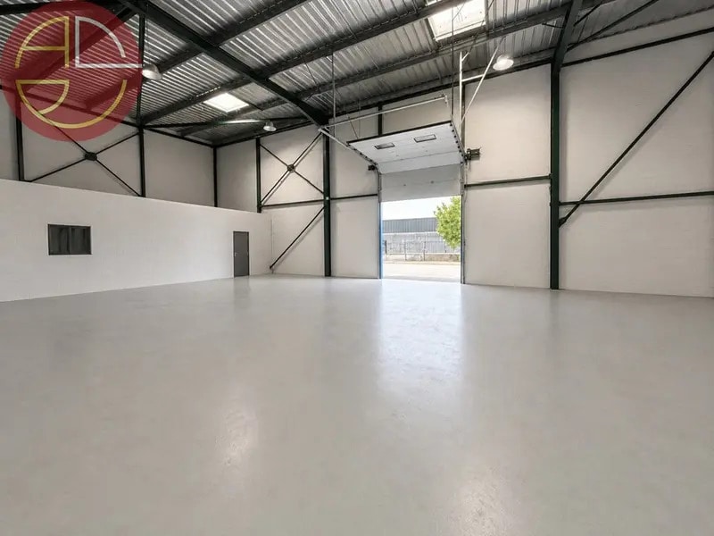 Industrial in Plaisance-du-Touch for lease Interior Photo- Image 1 of 6