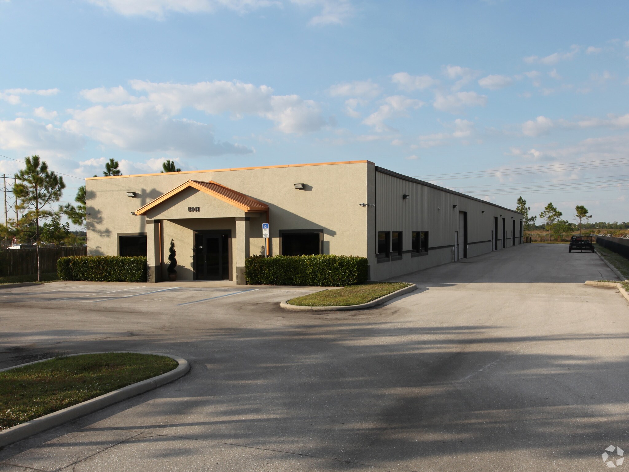 8141 Mainline, Fort Myers, FL à vendre Photo du bâtiment- Image 1 de 6