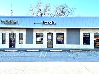 More details for 611 Dallas Dr, Roanoke, TX - Office/Medical, Retail for Lease