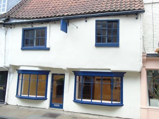 Plus de détails pour 64 Goodramgate, York - Commerce de détail à louer