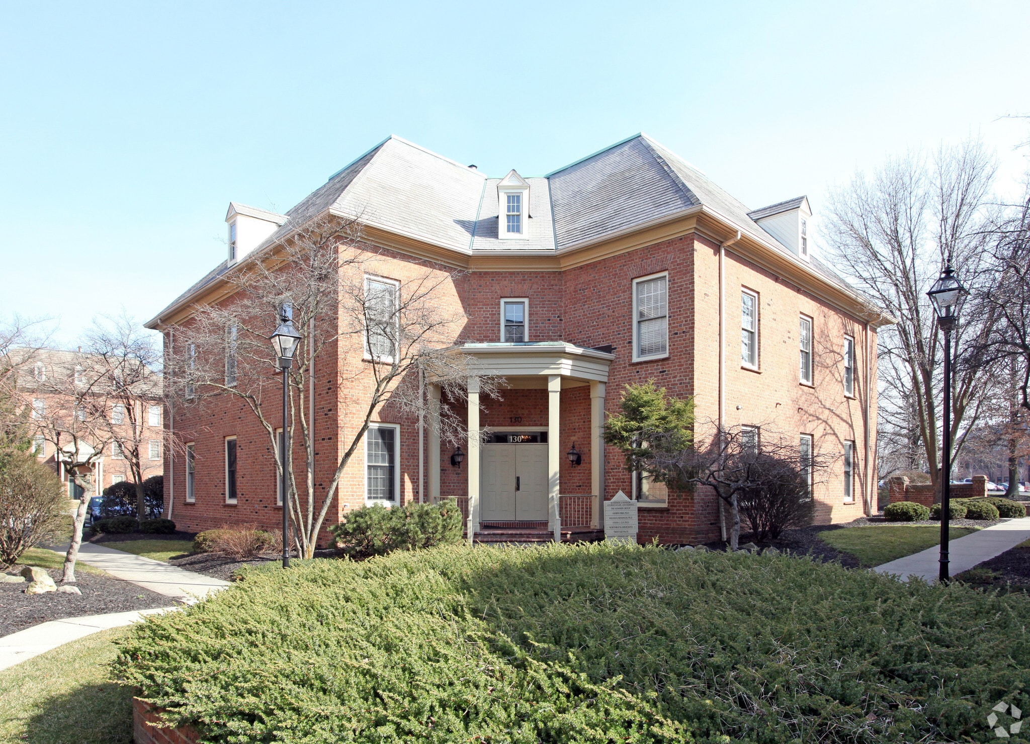 130 Northwoods Blvd, Columbus, OH for lease Building Photo- Image 1 of 5
