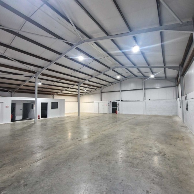 21 Malt Ln, Syresham à louer Photo intérieure- Image 1 de 2